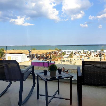 Seafront Papaya Apartment Năvodari Esterno foto